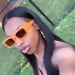 Meet your Posher, Nautica